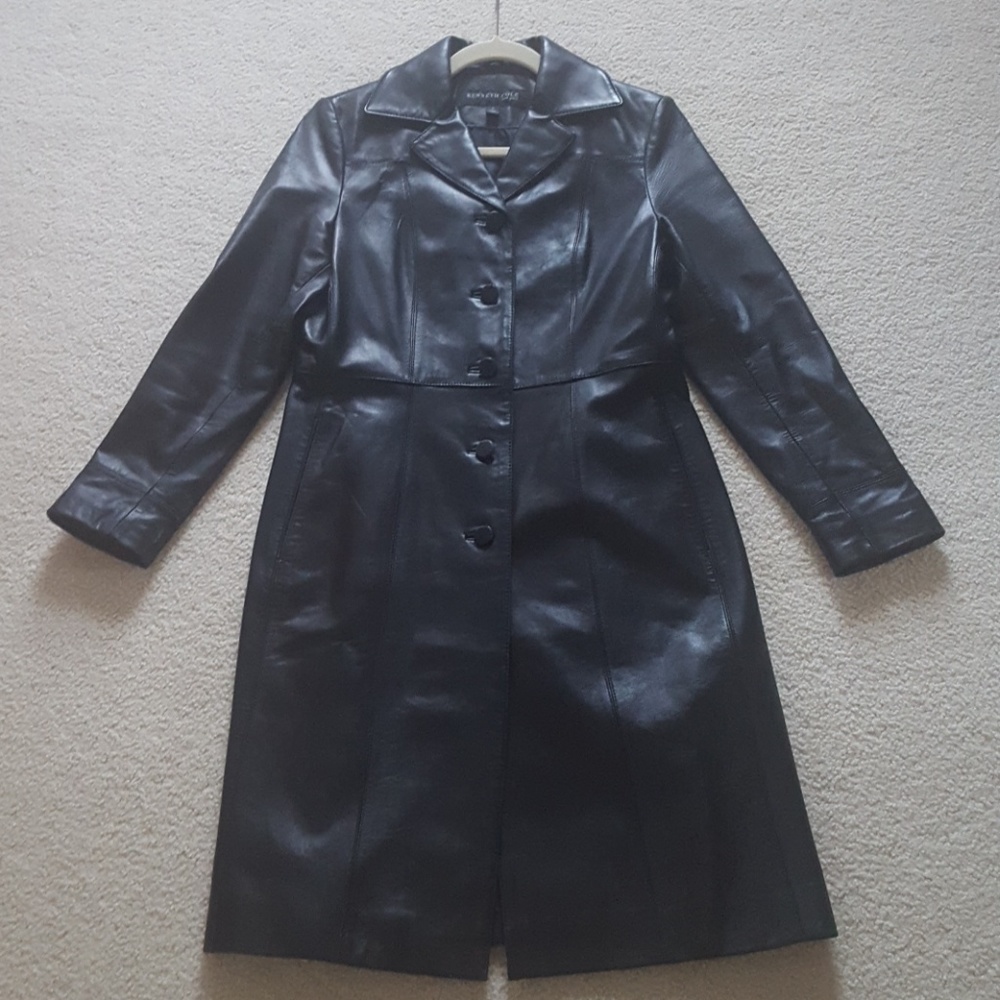 Kenneth Cole 100% genuine leather jacket trench